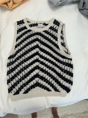 a new day Black & Cream Striped Crochet Knit Sleeveless Sweater Vest